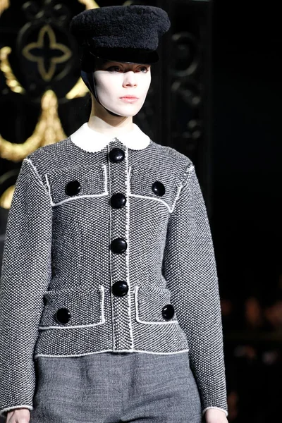 Look 37